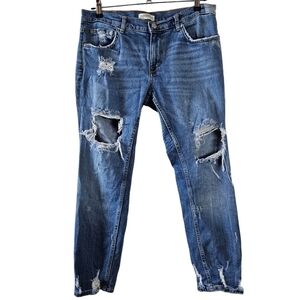 ZARA WOMAN Medium blue wash denim jeans distressed, mid rise, straight leg